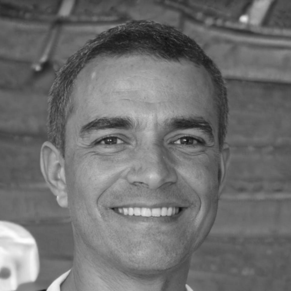 Porträt von Henrik Müller, Senior Finanzberater bei horavexilune